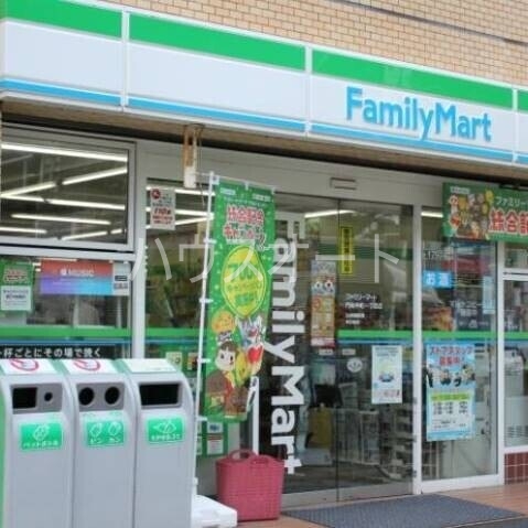 コンビニ　ファミリーマート門前仲町一丁目店（コンビニ）まで78m