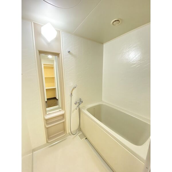 バス・シャワールーム　※同施工会社のイメージ写真※