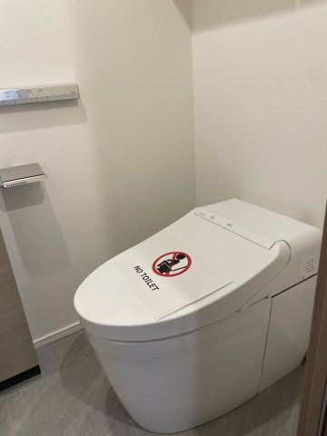 トイレ　別号室参考写真
