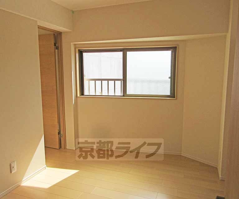 キッチン　広々リビングダイニングキッチン９．１帖です！