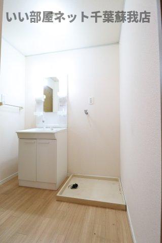 洗面設備　朝の準備に活躍する、洗髪洗面化粧台！
