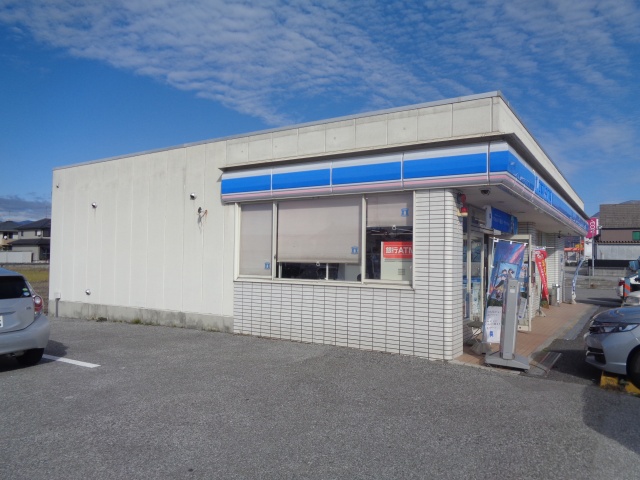 コンビニ　ローソン　長浜山階町店（コンビニ）まで700m