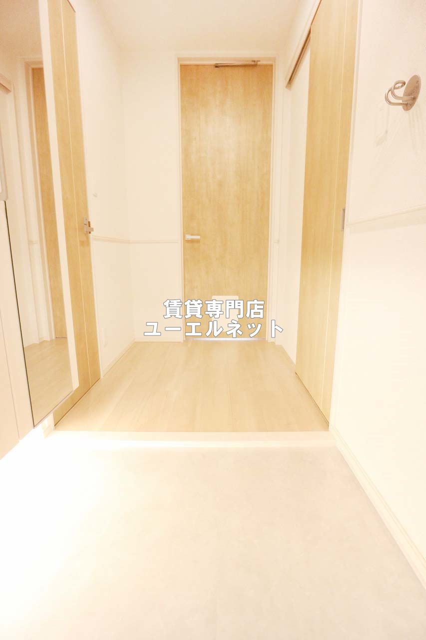 玄関　住まいの顔ともなる玄関
