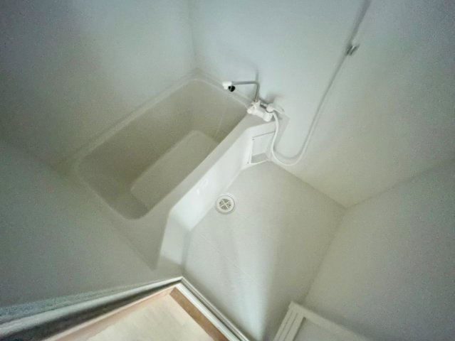 バス・シャワールーム　ゆったりと入るなら、お風呂とトイレとは別々が嬉しいですよね。