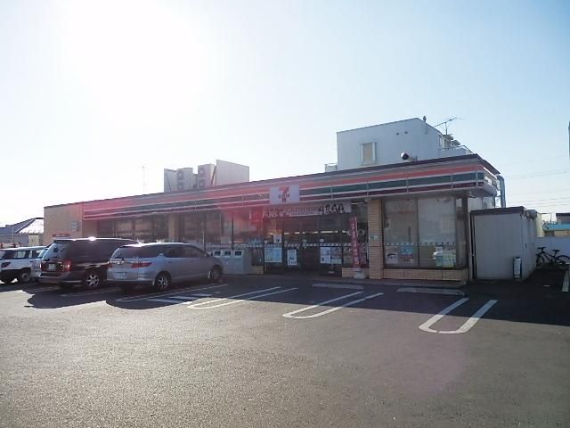 コンビニ　セブンイレブン（コンビニ）まで350m