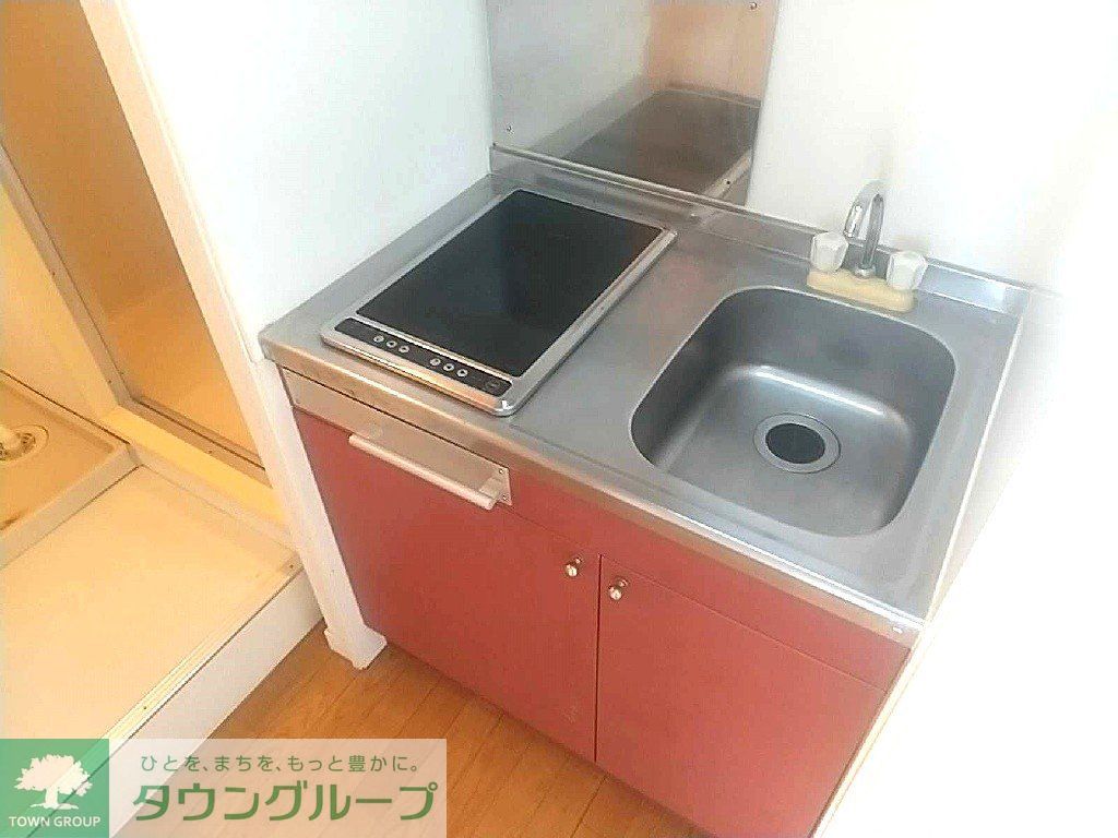 キッチン　※設備・仕様は現況と異なる場合があります。