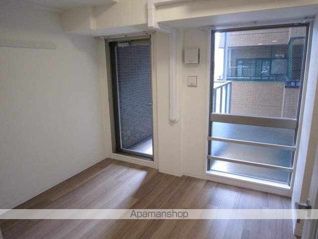 プレサンス上町台クレストの居間写真