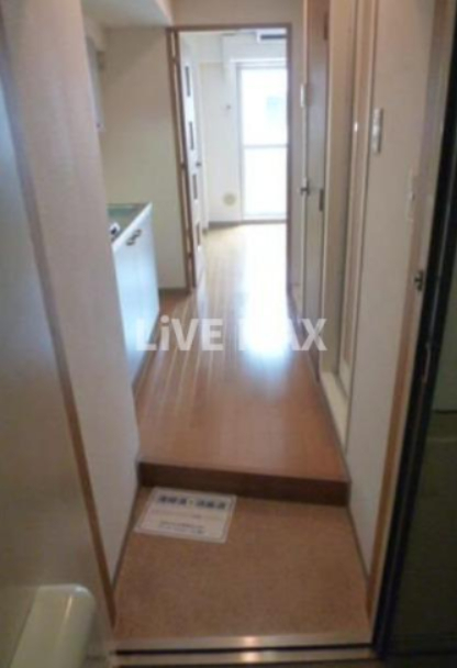 玄関　同物件別部屋参照