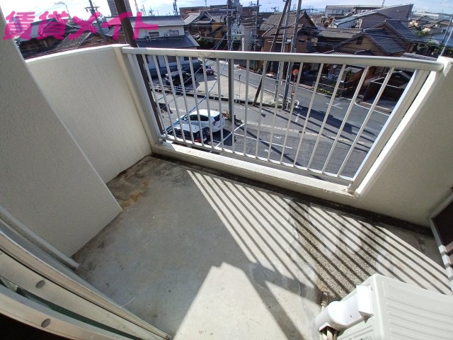 バルコニー　別部屋同一タイプの写真です。現状を優先とします。
