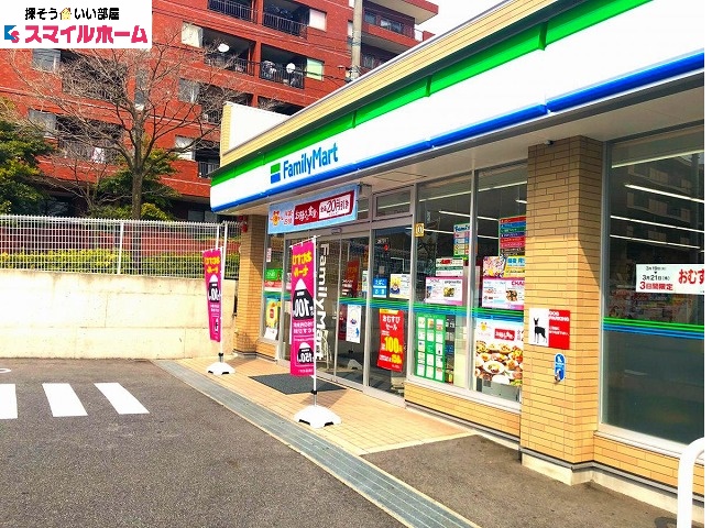 コンビニ　ファミリーマート千種猫洞通店（コンビニ）まで495m