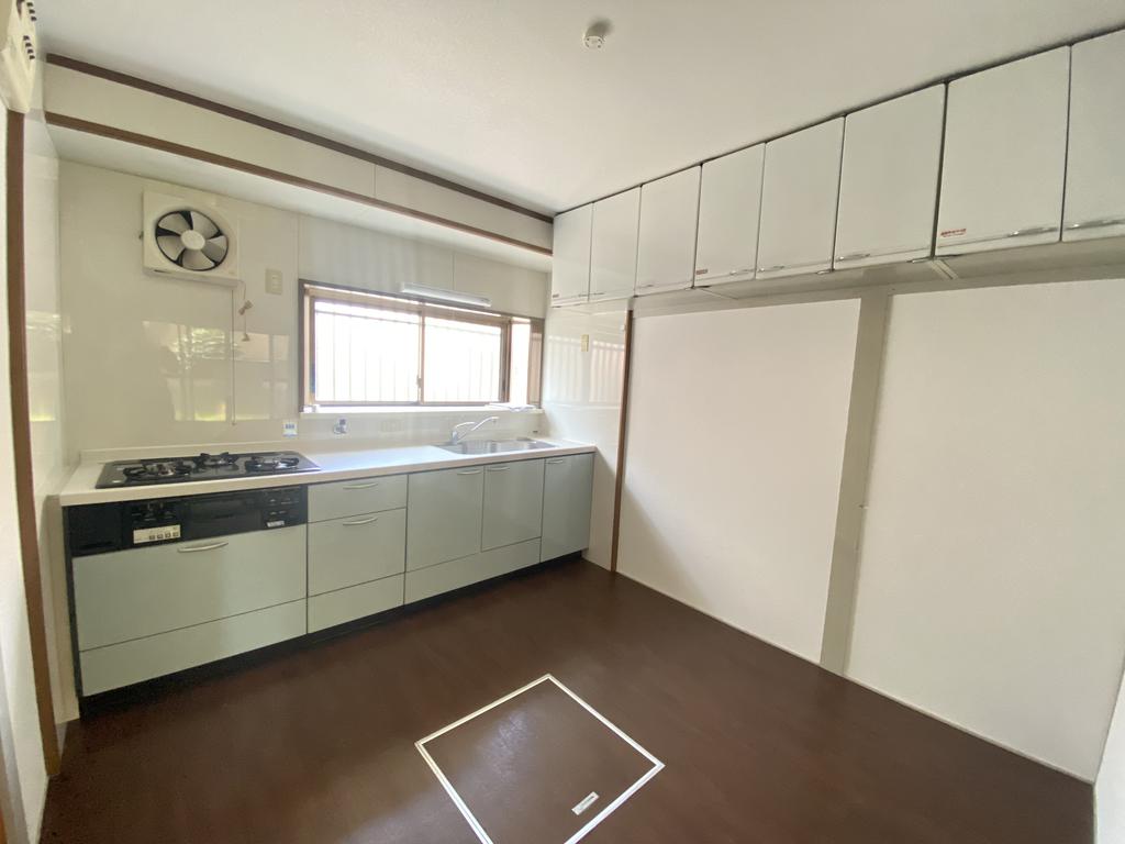 亀井町M貸家のキッチン写真