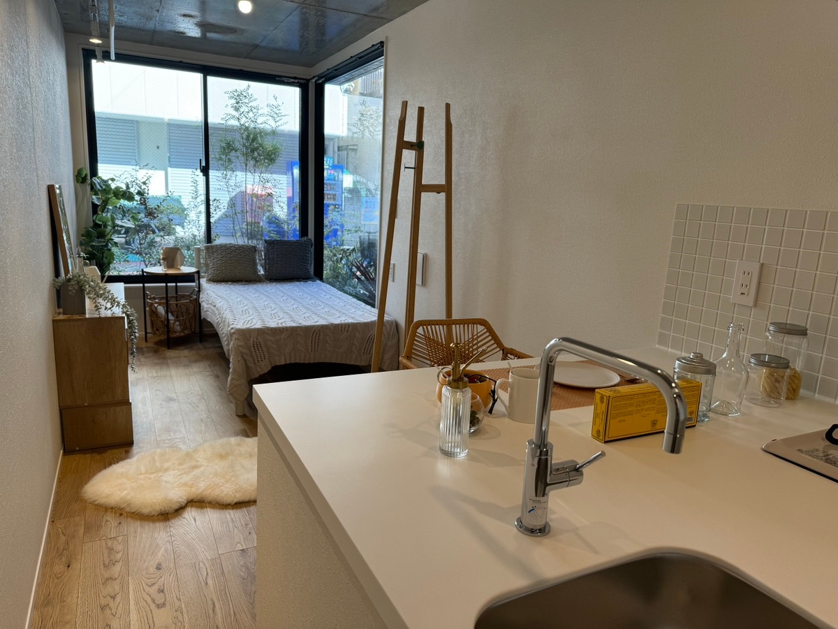 居室・リビング　同じ間取りの101の写真です　家具は付帯いたしません