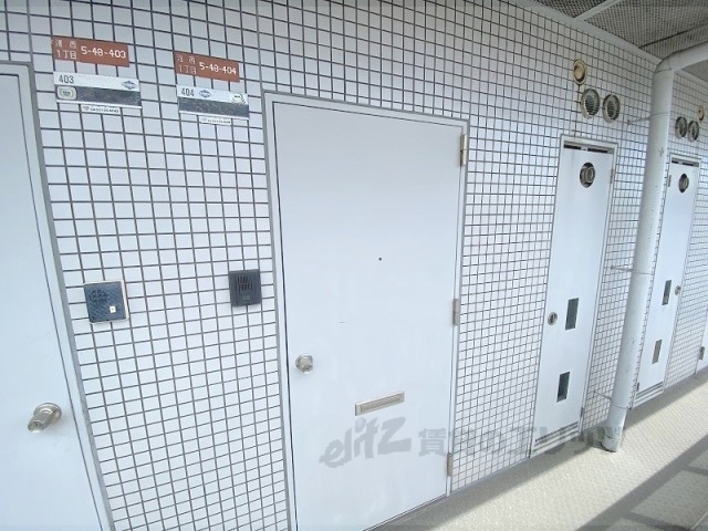 玄関　インターフォン