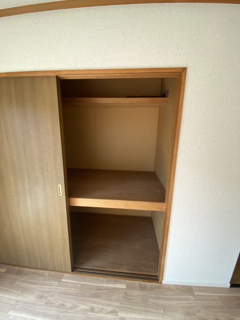 収納　奥行きのある収納●