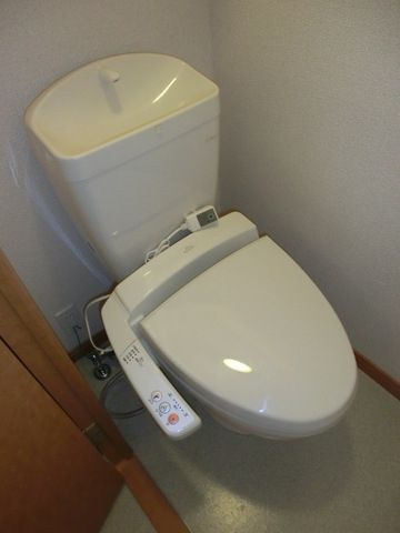 トイレ　嬉しい洗浄暖房便座