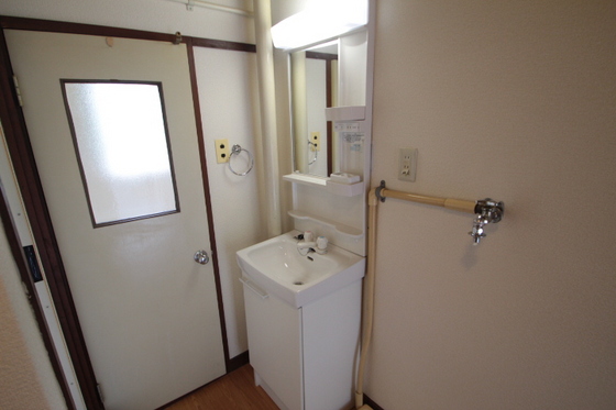 洗面設備　※別部屋の写真です