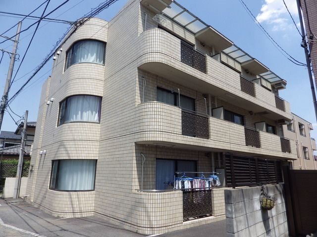 八王子市東浅川町のマンションの建物外観