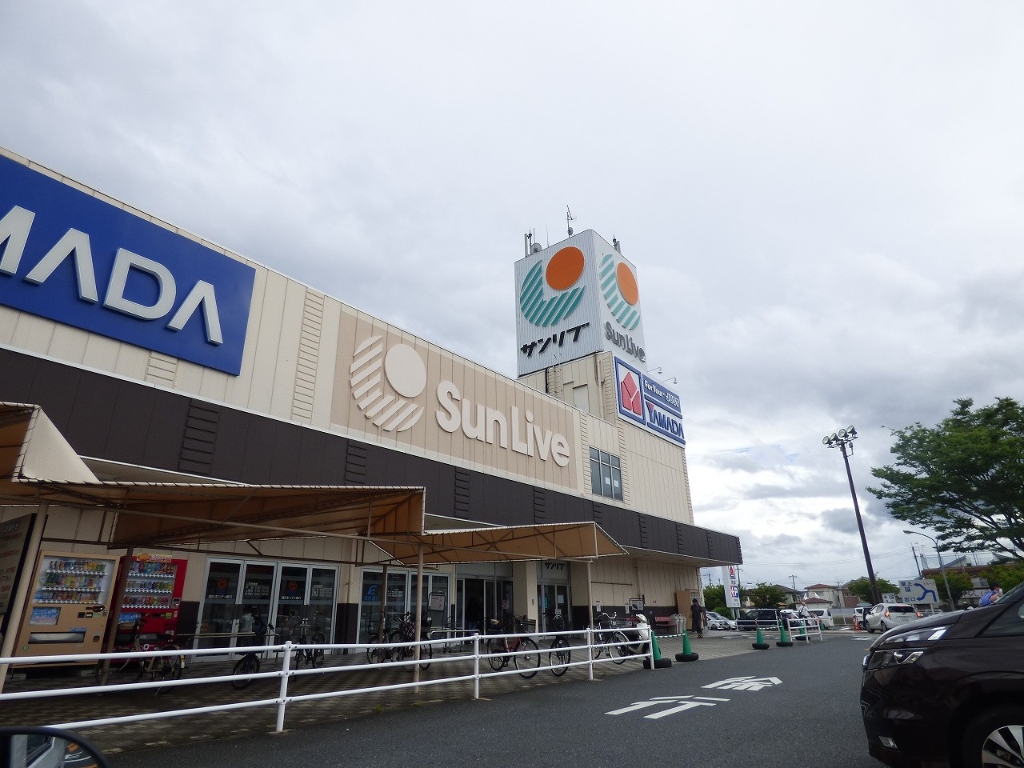 【京都郡苅田町磯浜町のマンションのスーパー】