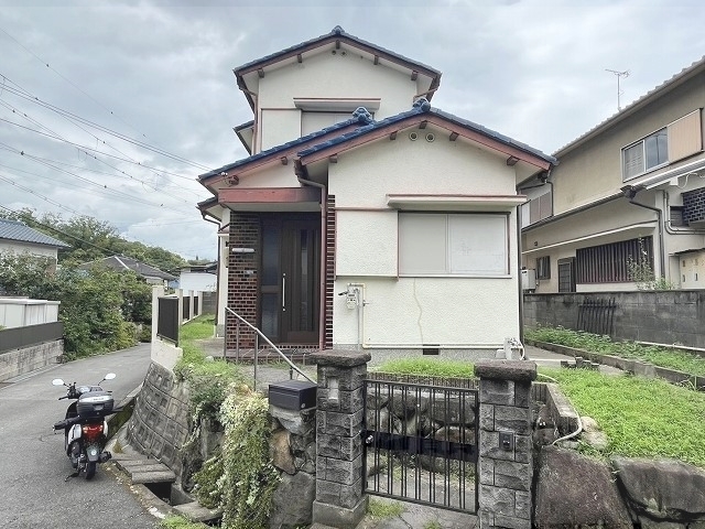 北葛城郡王寺町畠田のその他の建物外観