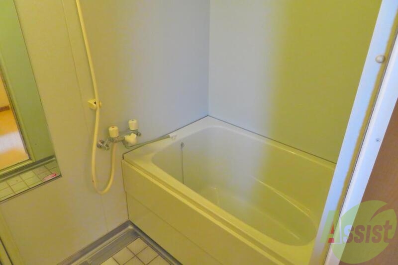 バス・シャワールーム　１日の疲れもお風呂に入ってしっかり癒せます。