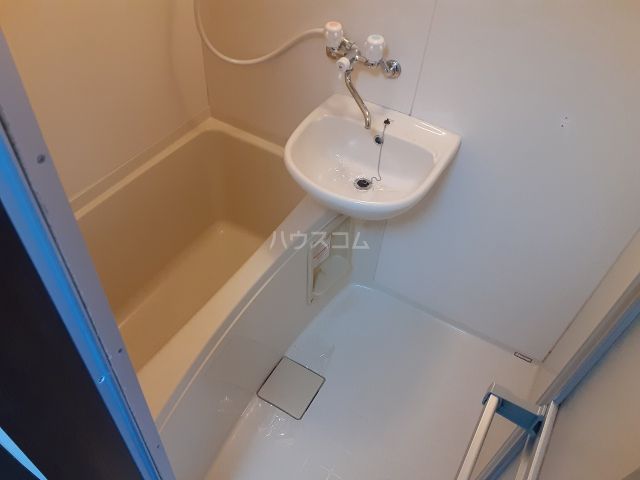 【レクリオヒロ西池新田のバス・シャワールーム】