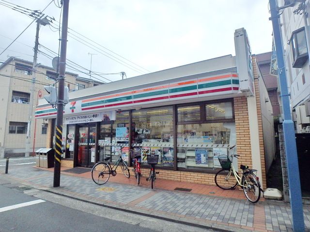 【川崎市中原区今井仲町のマンションのコンビニ】