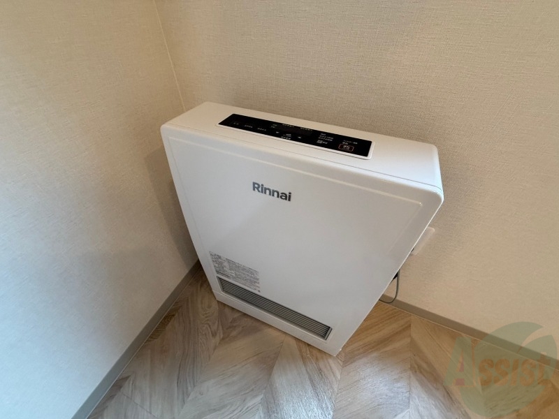 その他　暖房です。冬場の寒い日でも安心ですね～