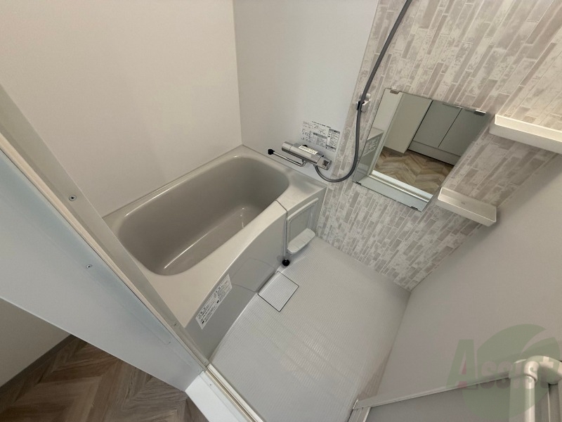 バス・シャワールーム　お風呂になります。一日の疲れを癒してくださいね。