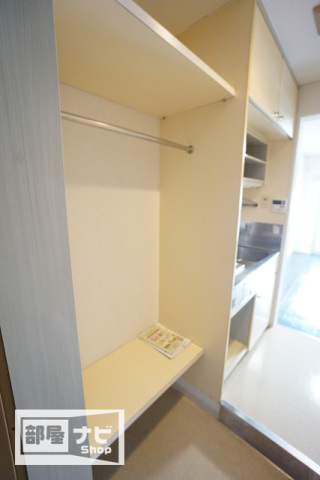 【アルファ西宝町の収納】