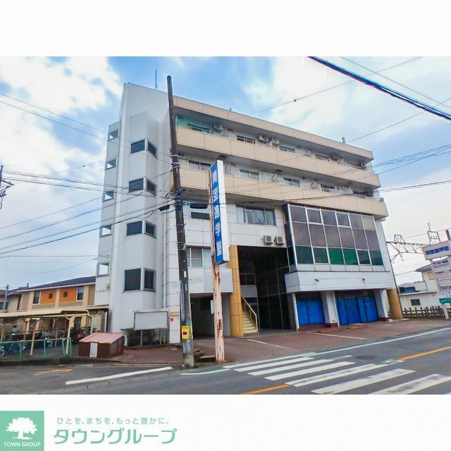 【入間郡毛呂山町前久保南のマンションの建物外観】