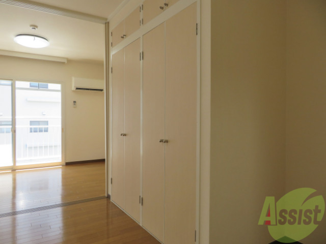 収納　収納もちゃんとございます。気になる方のために下に画像あります