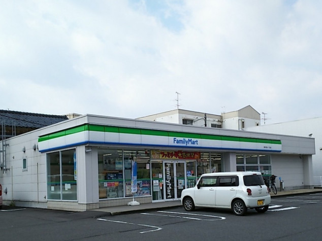 コンビニ　ファミリーマート福井和田1丁目店（コンビニ）まで350m
