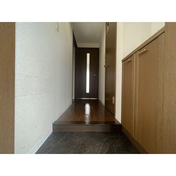 玄関　洗濯機置き場