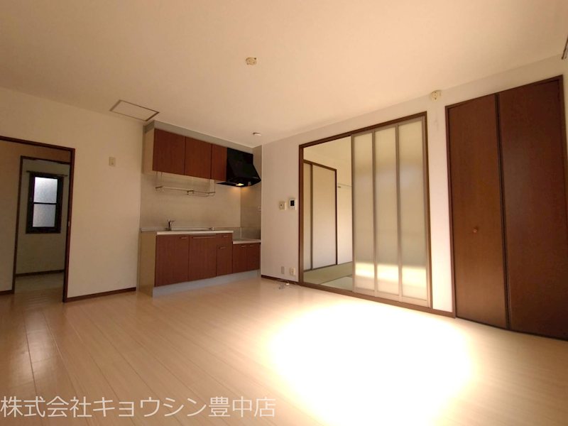 居室・リビング　同物件別部屋参考写真