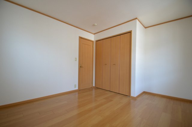 その他部屋・スペース　６．８帖の洋室