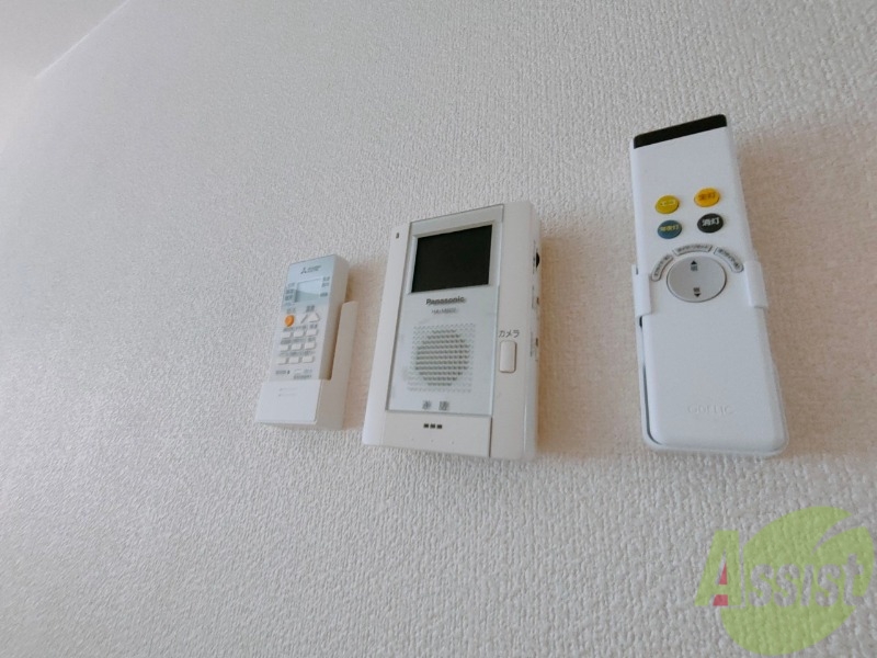 セキュリティ　ＴＶモニター付インターホンです。来客者の顔が見えるので安心！