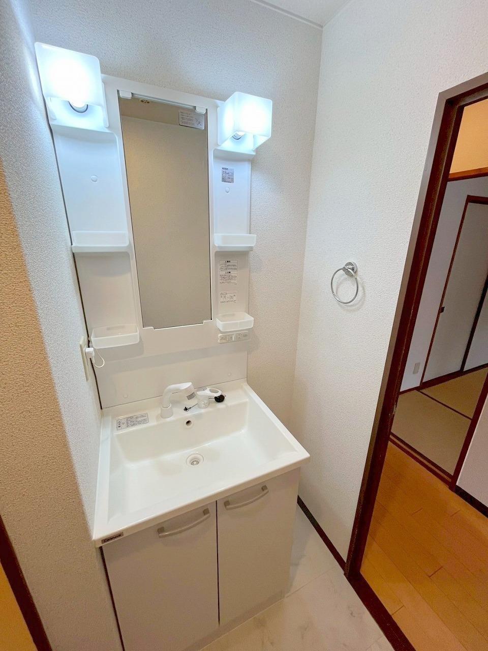 洗面設備　シャンプードレッサー