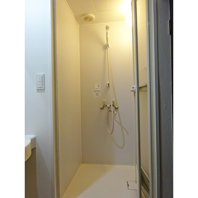 バス・シャワールーム　シャワールーム