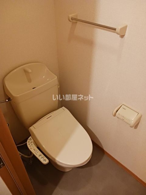 ルミエール Bのトイレ写真