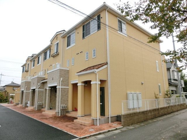 カレント・レジデンスの建物外観