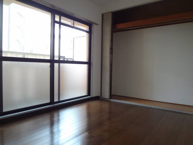 居室・リビング　洋室