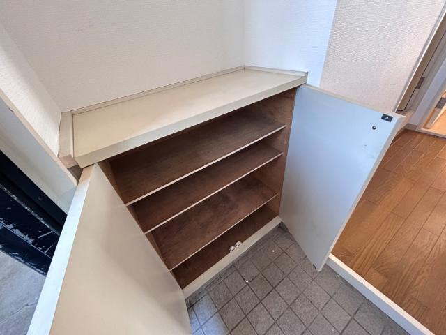 その他設備　下駄箱