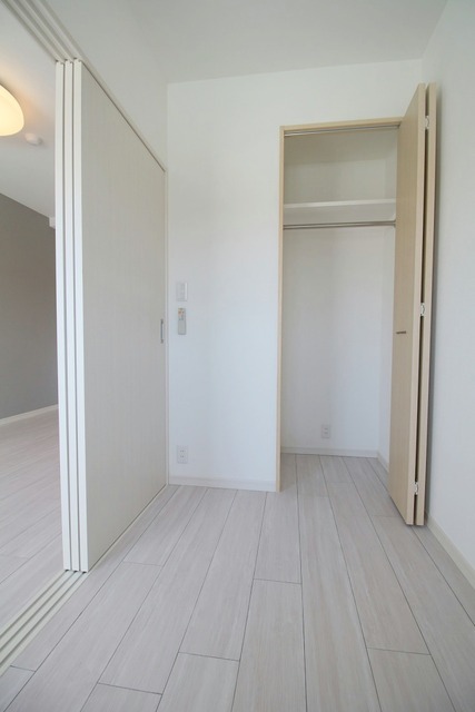 EYE’sTAKARA_内装_4