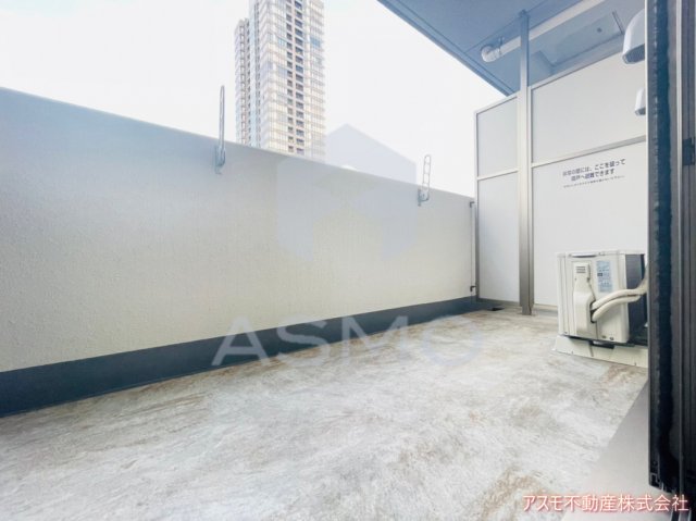 バルコニー　同マンション別部屋　参考写真