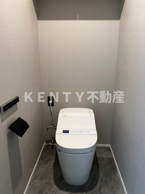 トイレ　落ち着いたトイレです