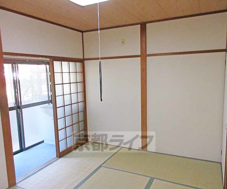 居室・リビング　畳の良い香りが、、・