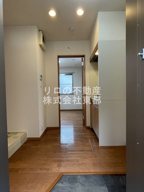 玄関　玄関から見たお部屋です☆