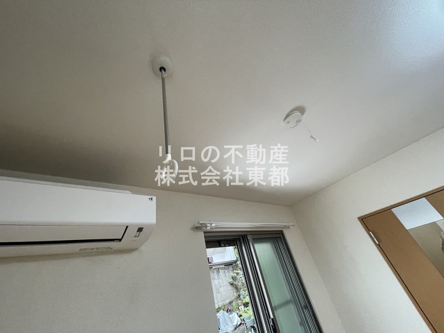 その他設備　室内物干し用金具付！雨の日や梅雨の時期に役立ちます！