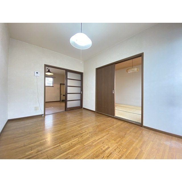 リブリー春日居A_内装_1