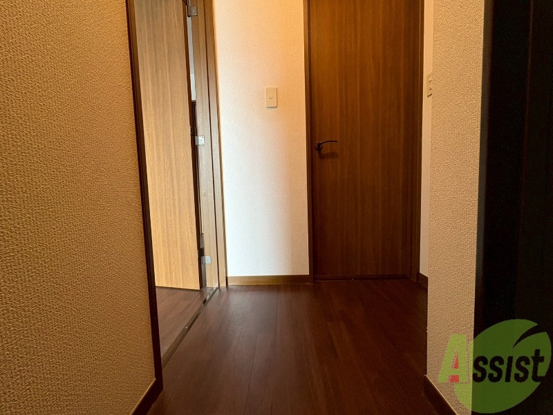 玄関　玄関から撮影しました。イメージを掴んでください。